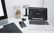 Gaudy + Online Template Builder, an Email Template by DynamicXX (Thumbnail 2 of 2)