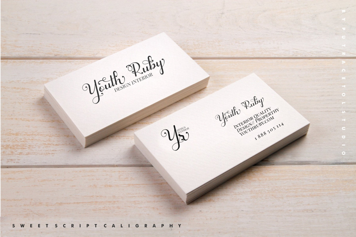 Yuanita - Modern Calligraphy Font preview 5