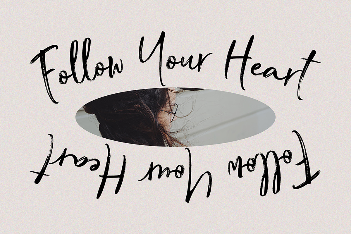Pondang Brush, a Script Font by Realtype (Photo 5 of 9)