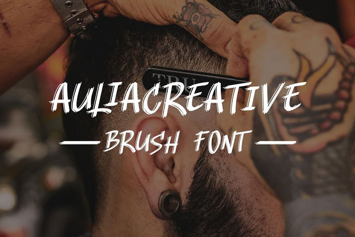 Delmonte, a Handwritten Font by Auliacreative (Photo 2 of 4)