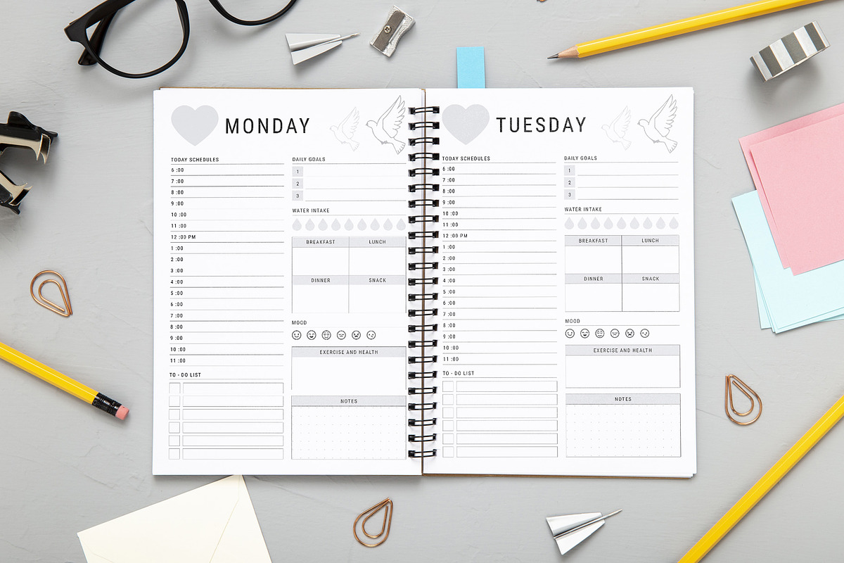 Ultimate Planner Bundle Pack, a Stationery Template by MNT-Creator (Photo 4 of 10)