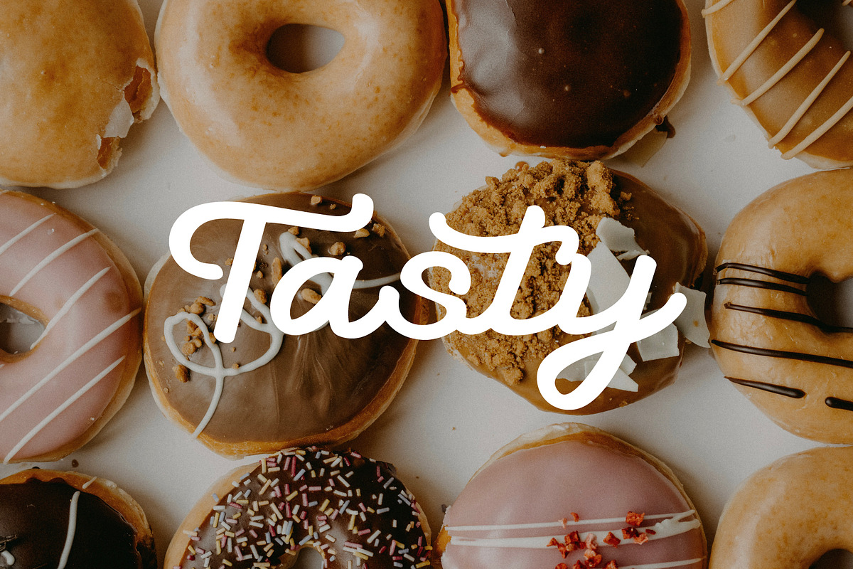 Groovy Shoeline - Monoline Script, a Script Font by fuzztype (Photo 14 of 16)
