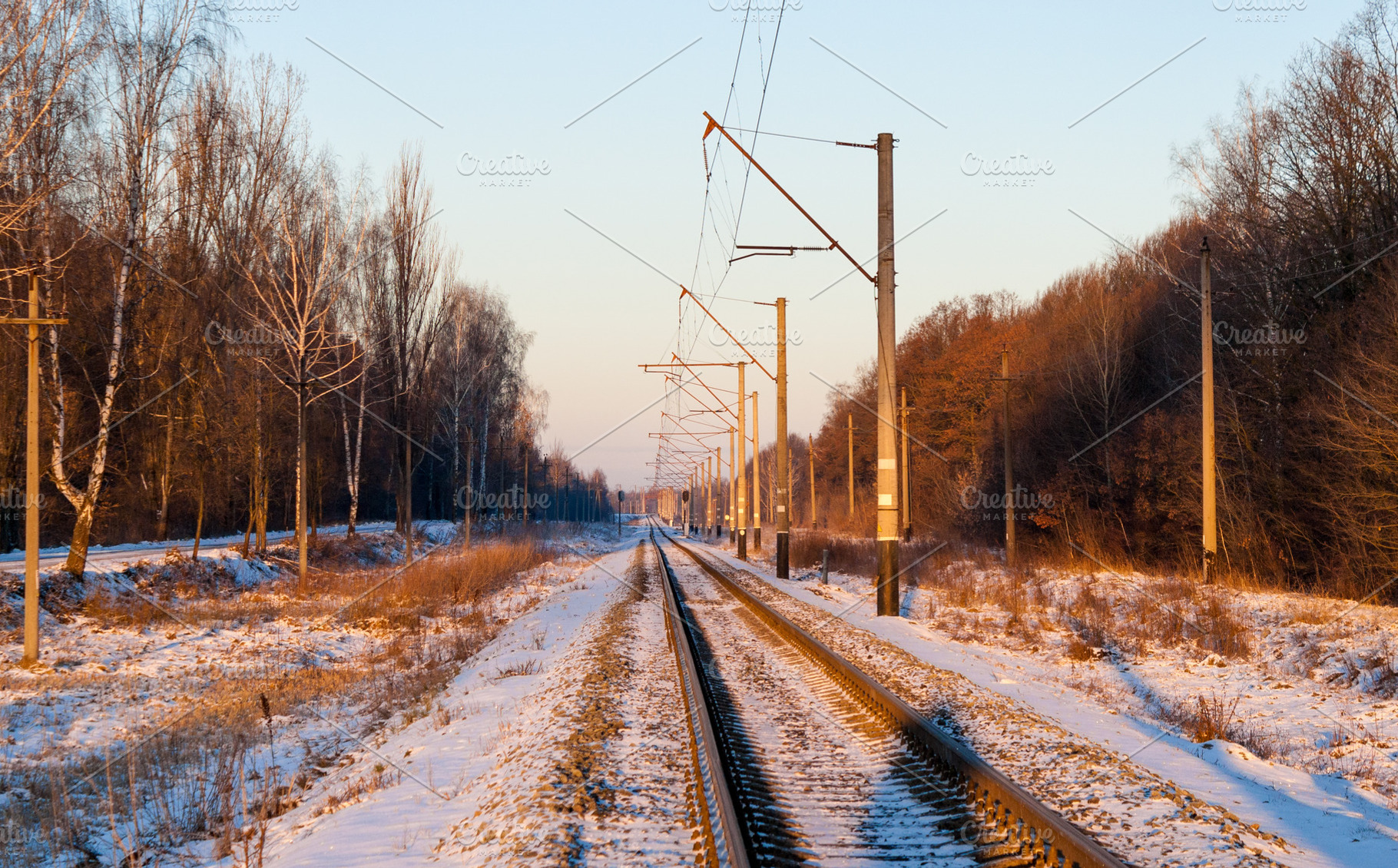 Single-track electrified (25 kV, 50 Hz) railway line in Ukraine, a Transportation Photo by Leonid Andronov