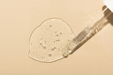 Clear anti-aging serum drop