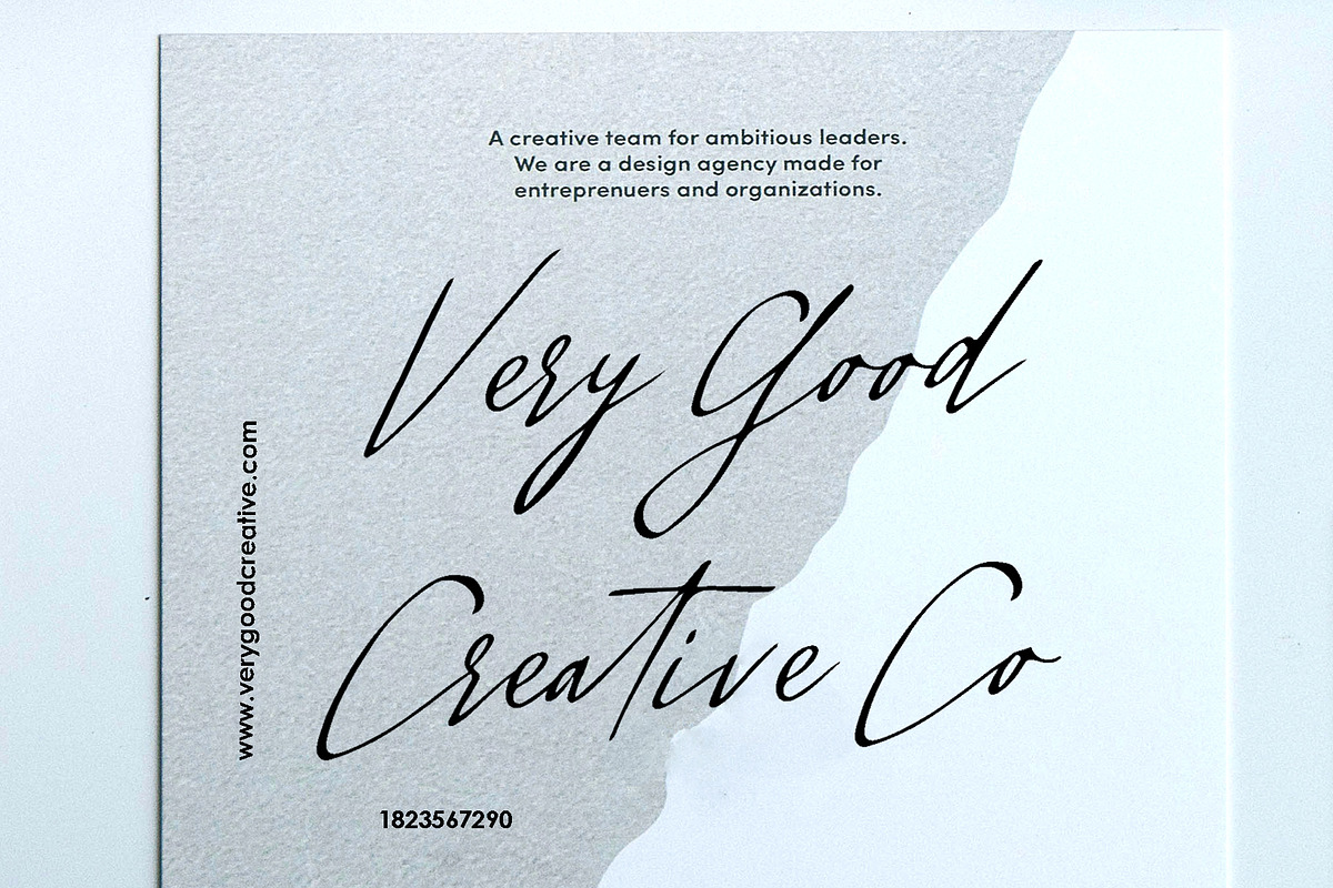 Kovino Signature, a Handwritten Font by Sulthan Studio (Photo 8 of 8)