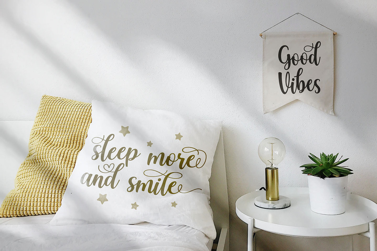 Wonderful September - Beauty Script, a Script Font by Kotak Kuning Studio (Photo 9 of 10)