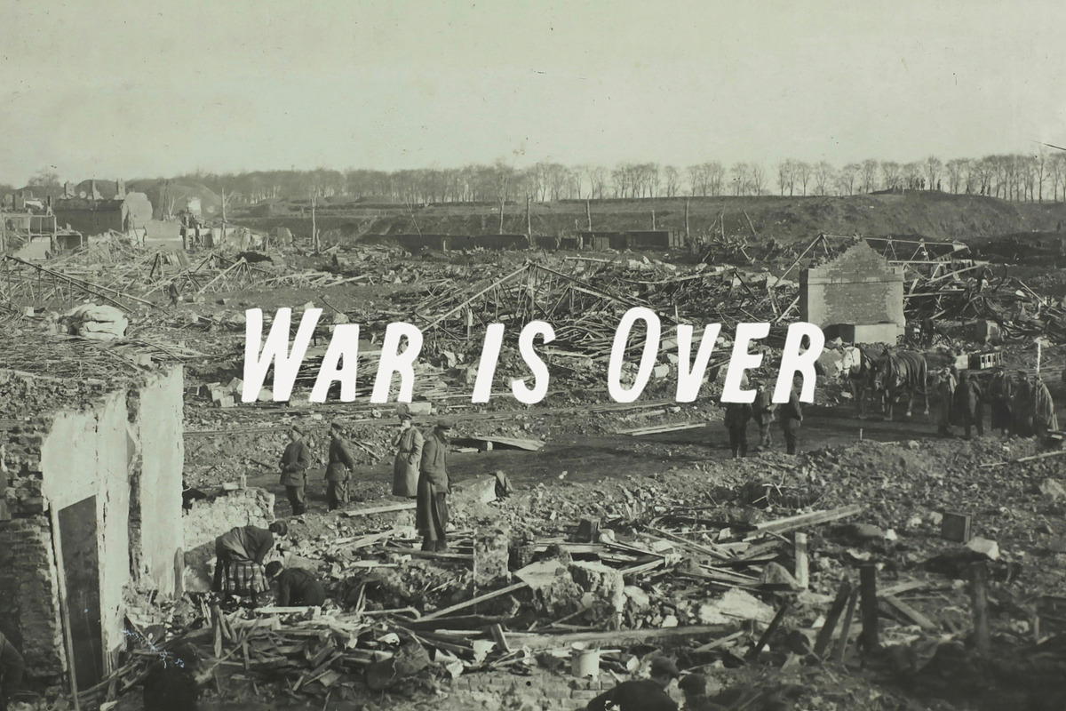 Slow Riot, a Sans Serif Font by Megflags (Photo 2 of 9)