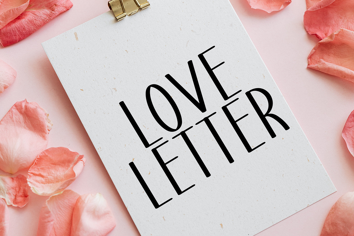 Vintage Charm, a Script Font by InermediaSTUDIO (Photo 5 of 8)