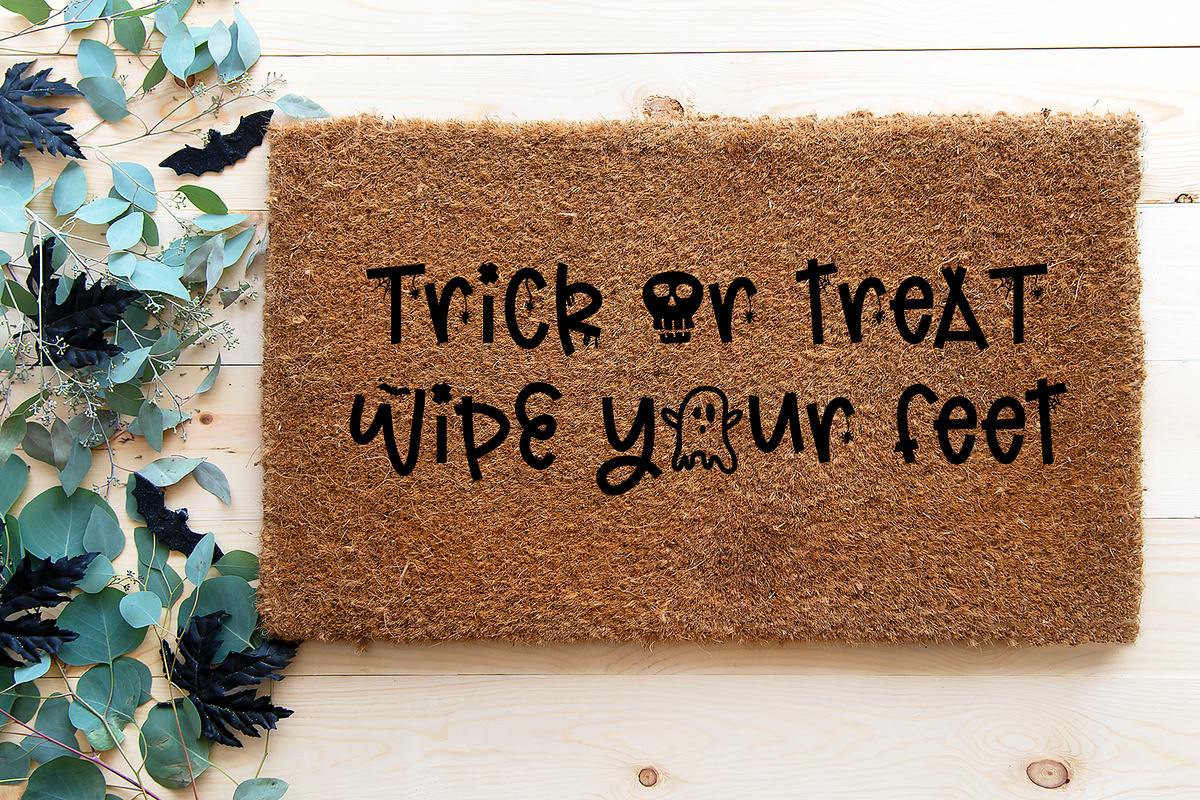 Spooky Szn - A Fun Halloween Font, a Handwritten Font by Beck McCormick (Photo 4 of 10)