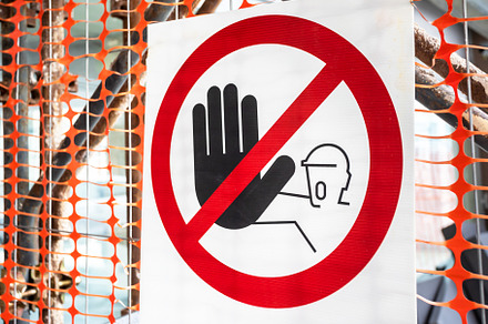 No access sign at construction area