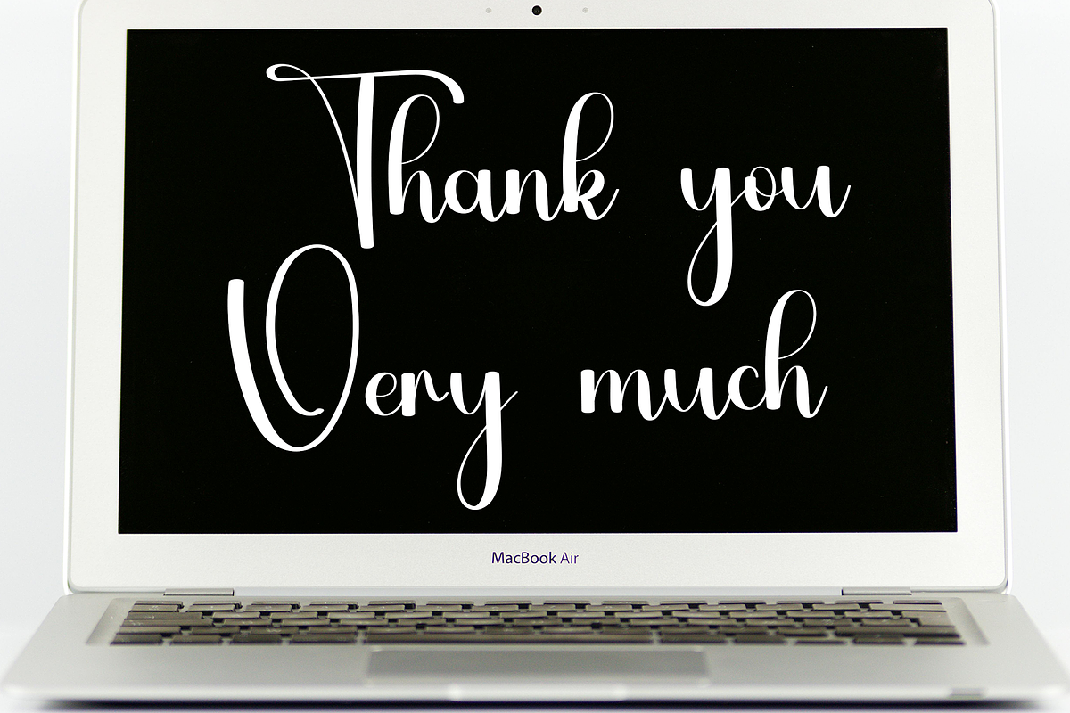 Antum, a Handwritten Font by InermediaSTUDIO (Photo 6 of 7)