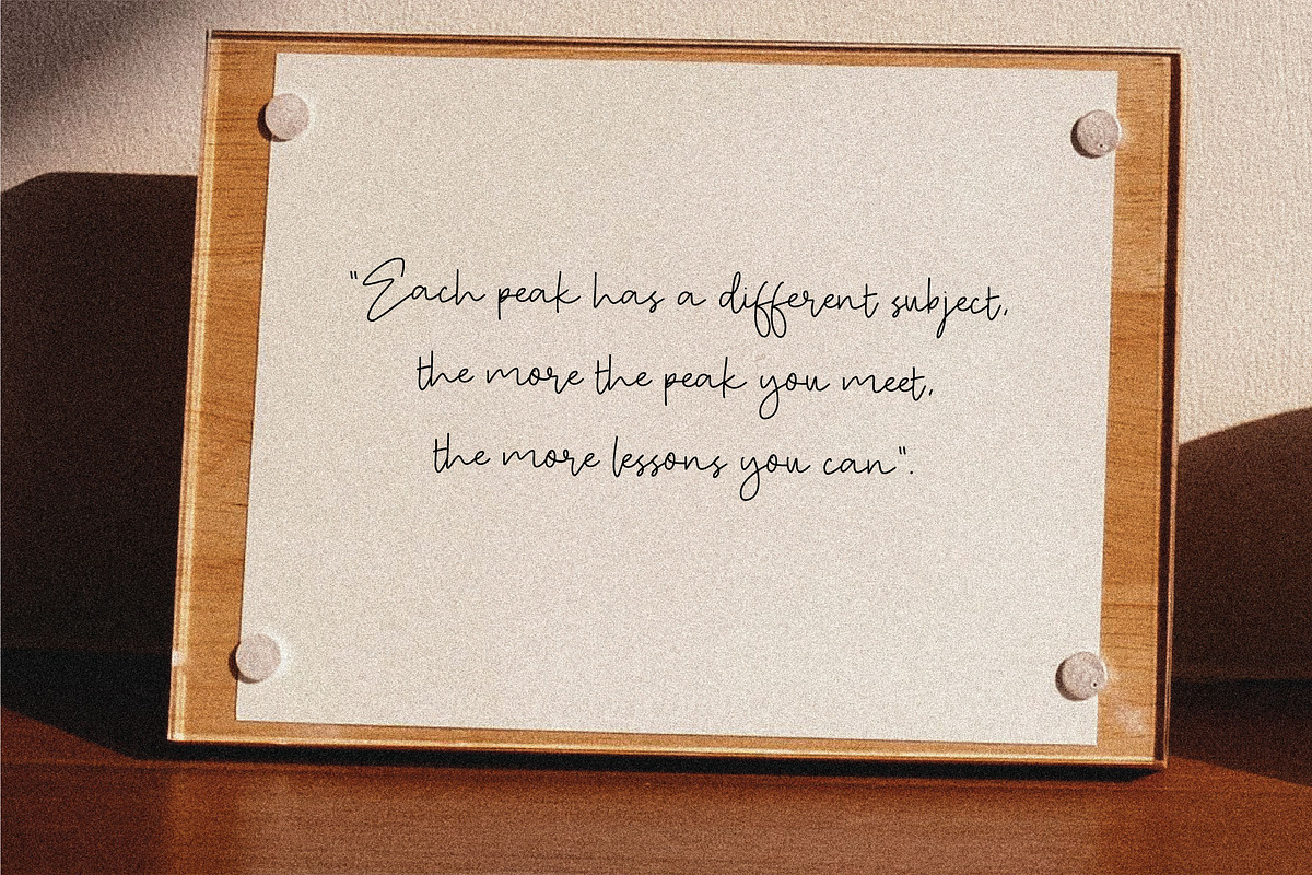 Maurichia, a Script Font by Pustudio (Photo 6 of 9)