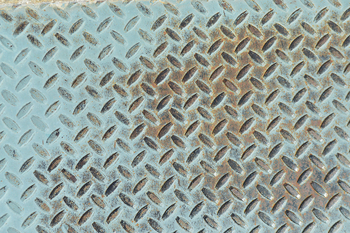 Painted, Rusty, Diamond Plate Textur, a Photo by Texture Pics (Photo 1 of 2)