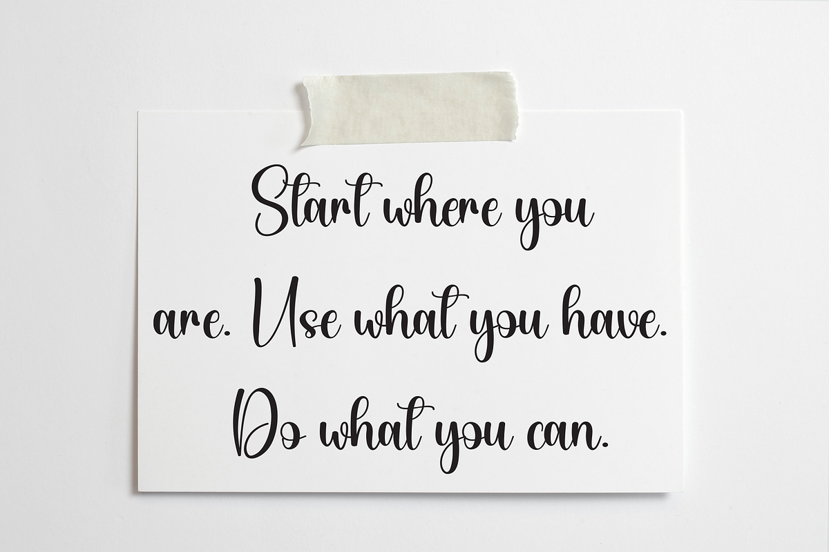 Vintage | Script Font, a Handwritten Font by Scratchones (Photo 3 of 9)