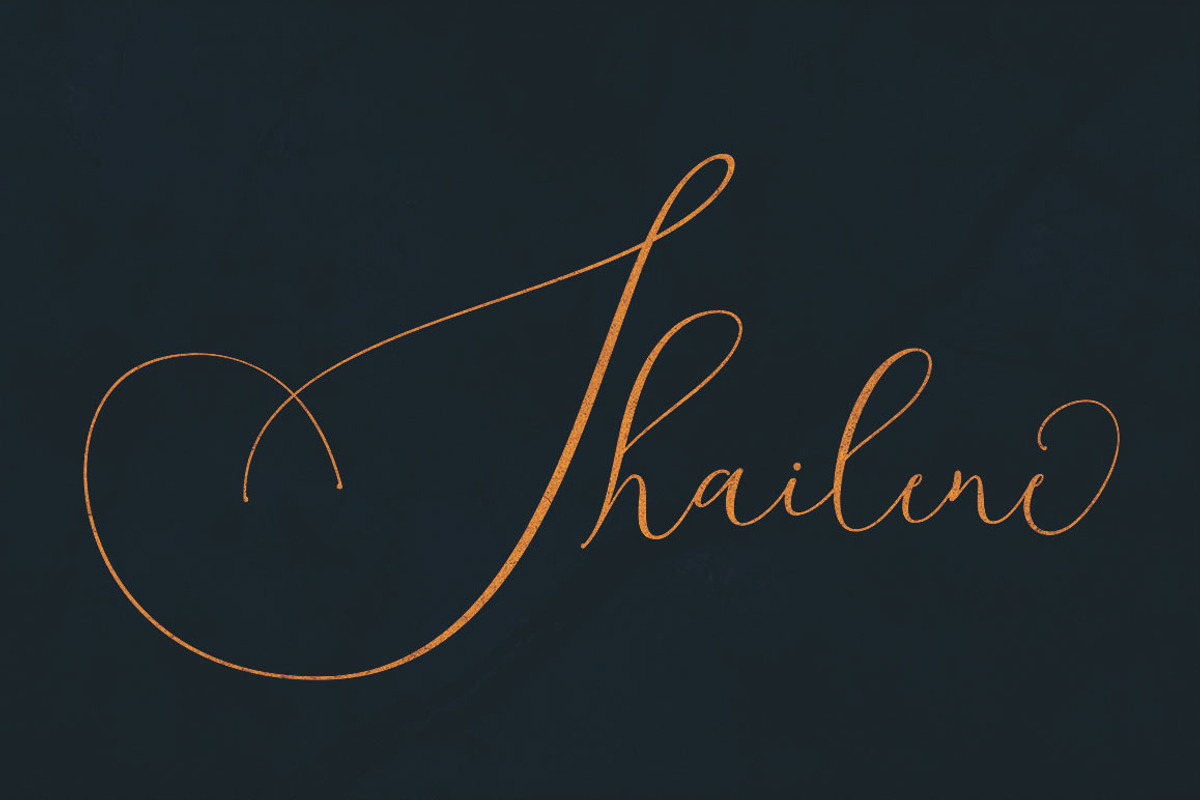 Shailene Script Font preview 5