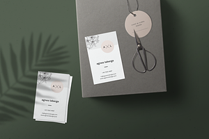 Floral Business Card • Agnes