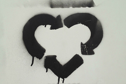 Urban Art | Spray Paint Heart