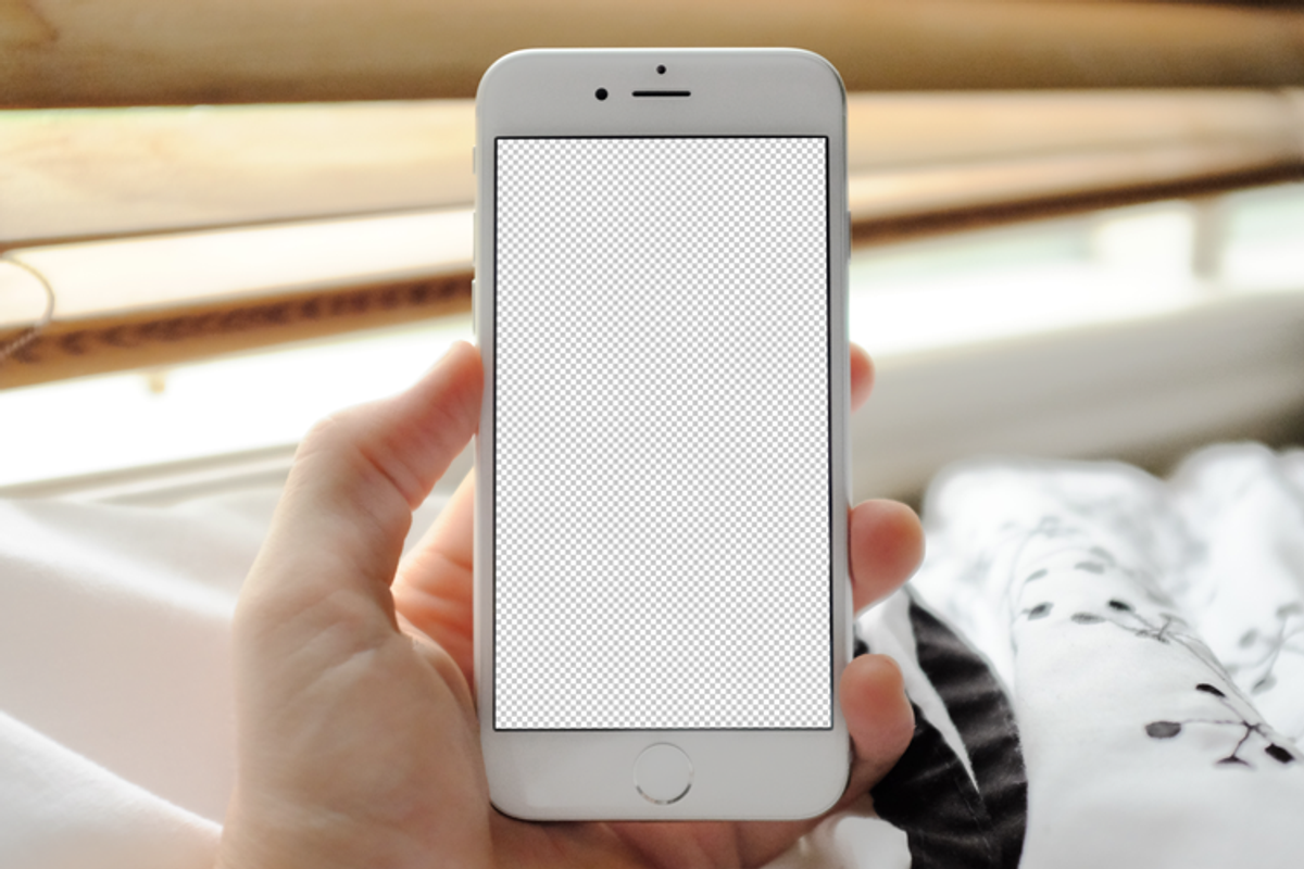 4 iPhone 6 Mockups, an iPhone Mockup by Homescreen Pro (Photo 5 of 5)