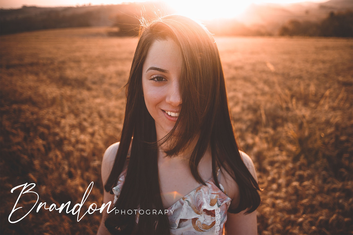 Vastoria Elegant Script Font, a Script Font by NTC Graphic (Photo 2 of 8)