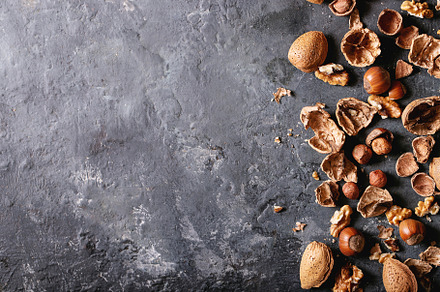 Varieties of nuts: almonds, hazelnuts and walnuts