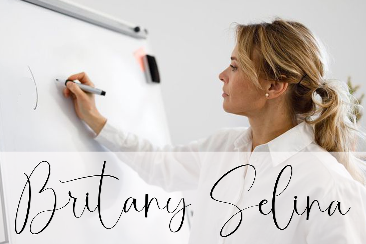 Contage Signature, a Handwritten Font by InermediaSTUDIO (Photo 6 of 6)