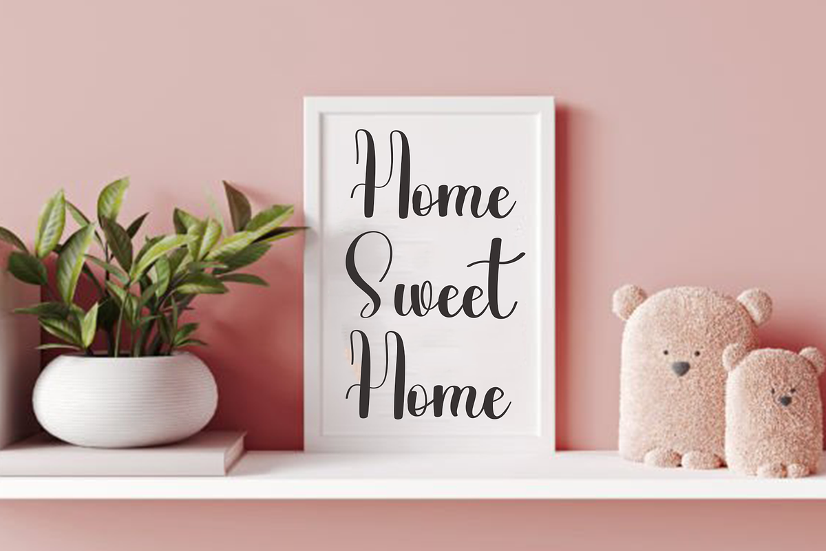 Cutegirly, a Handwritten Font by FreshTypeINK (Photo 5 of 8)
