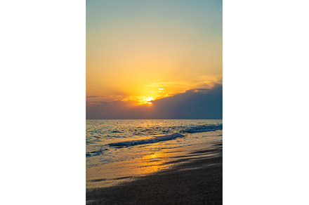 Seascape sunset at sea beach, a Nature Photo by yanadjana