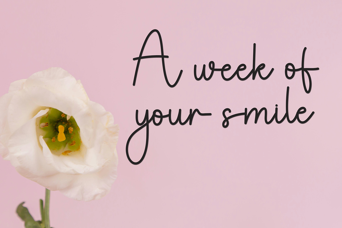 Wonderful Moment, a Handwritten Font by InermediaSTUDIO (Photo 2 of 8)