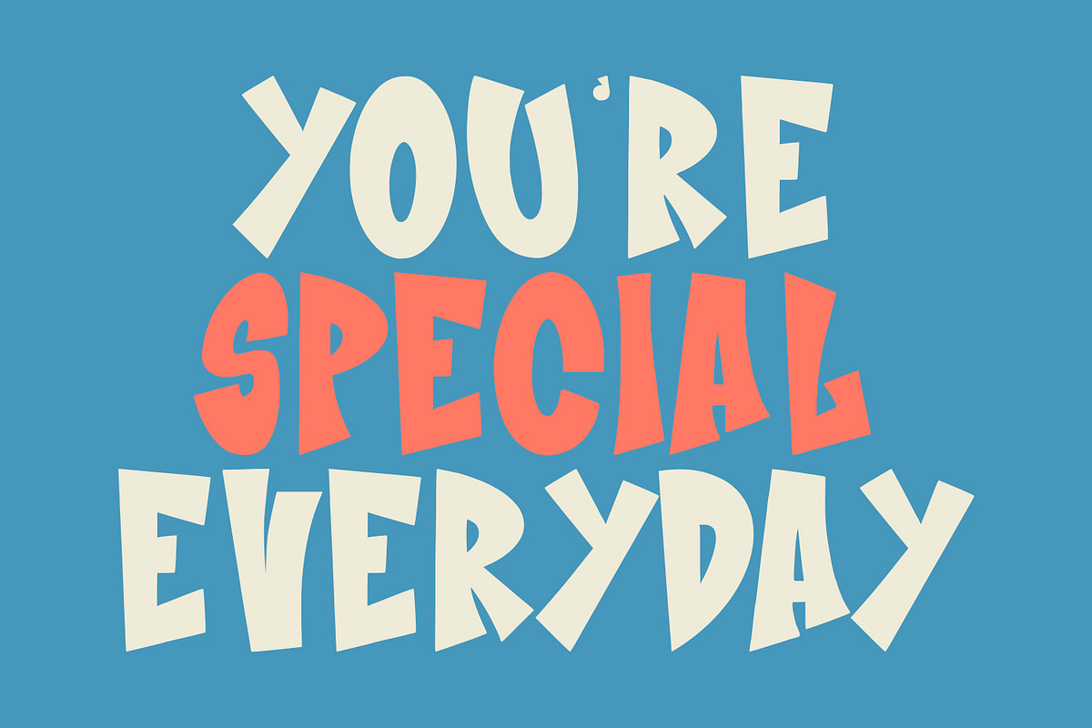 Cluchy Playful Display Font, a Sans Serif Font by Maulana Creative (Photo 2 of 7)