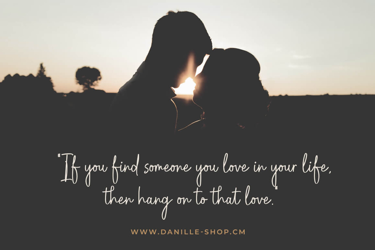 Dellanie Signature - Business Font, a Script Font by Pixesia Studio (Photo 7 of 15)