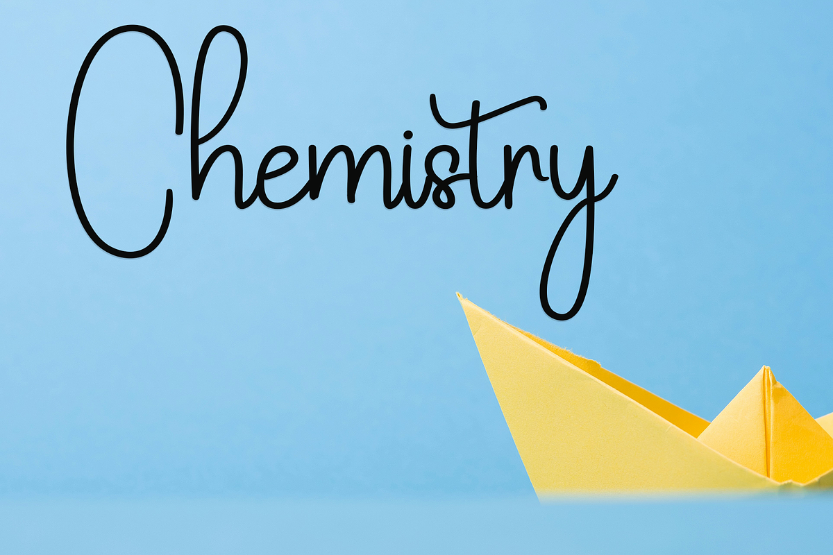 Autography, a Handwritten Font by InermediaSTUDIO (Photo 8 of 8)