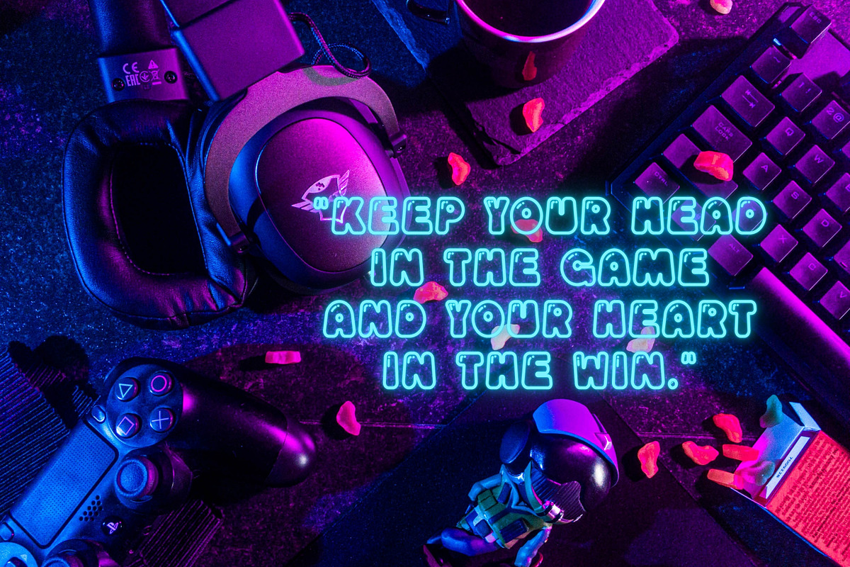 Retro Bubble Display Font-Pipo Soda, a Handwritten Font by ZoloDesignHub (Photo 6 of 9)