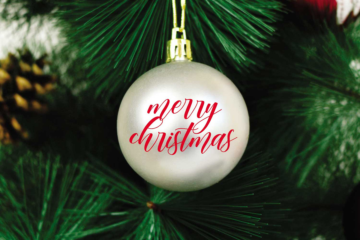 Beloved Christmas, a Script Font by Mozatype (Photo 2 of 19)
