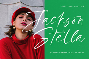 Petalik Glisten Modern Script Font