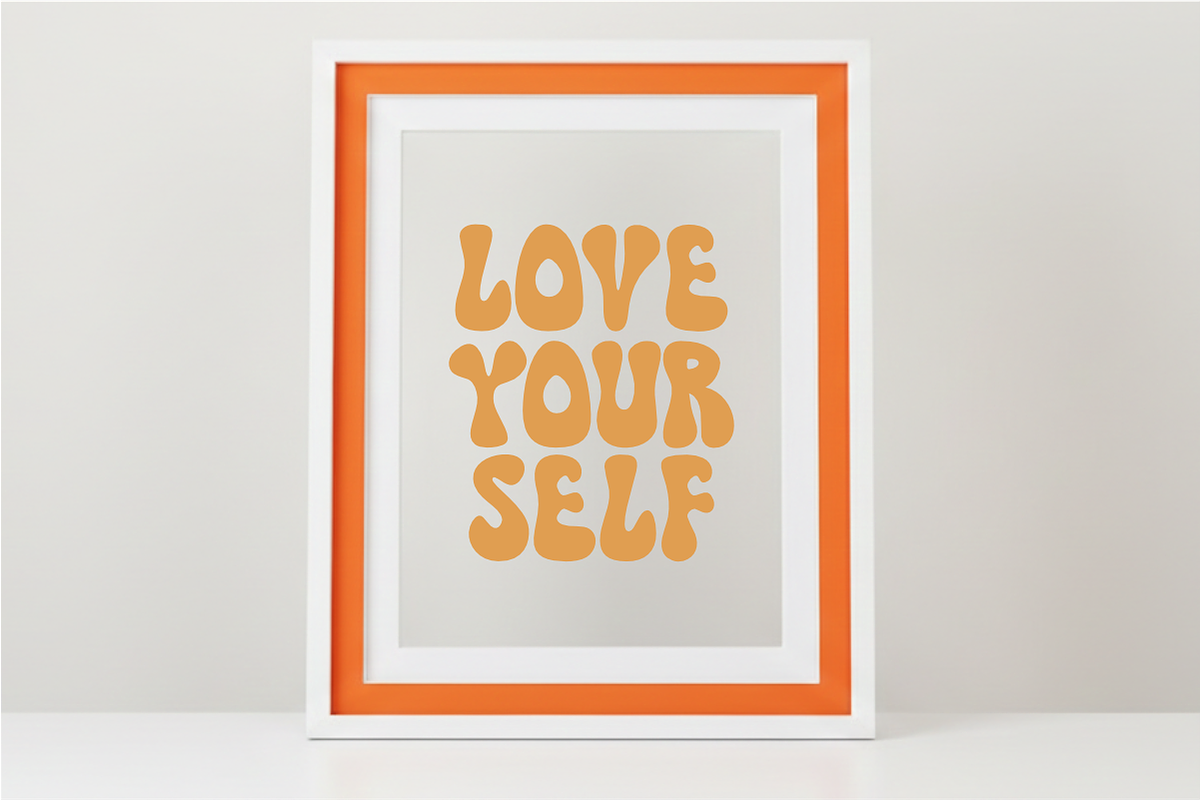 Sunday Funky - Retro Groovy Font, a Handwritten Font by SaktiAvellin (Photo 6 of 8)