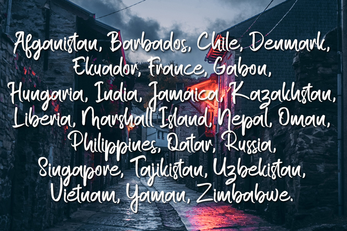 Goostine, a Handwritten Font by Akifatype. (Photo 5 of 5)