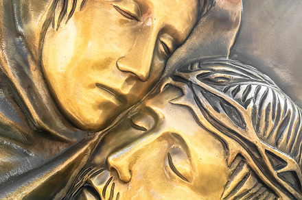 Jesus and Mary bronze statue