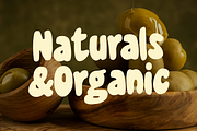 Avocado Croissant - Playful Font, a Handwritten Font by Viswell (Thumbnail 8 of 9)