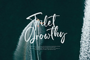Qela Bosster, a Script Font by pineungtype (Thumbnail 7 of 13)