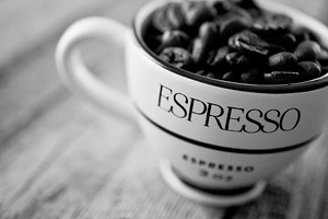 Espresso Cups - Black & White