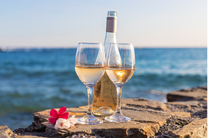 Wine on the seashore. Selective, a Food & Drink Photo by yanadjana