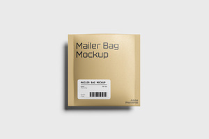 Mailer Bag Mockup