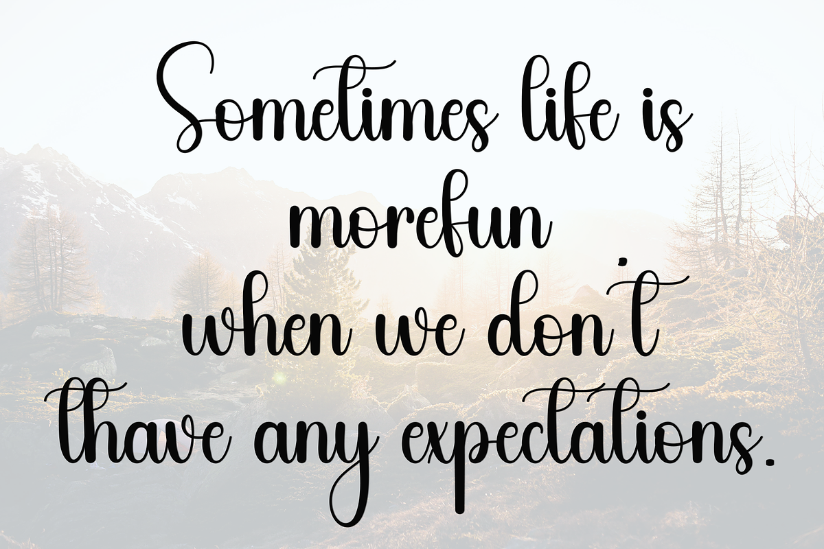 Graduation, a Handwritten Font by InermediaSTUDIO (Photo 4 of 8)