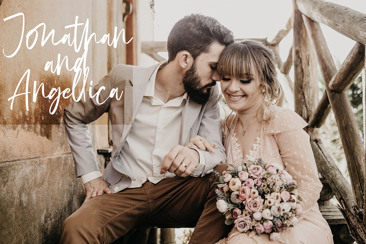 Angelwine - Handwritten Font preview 2