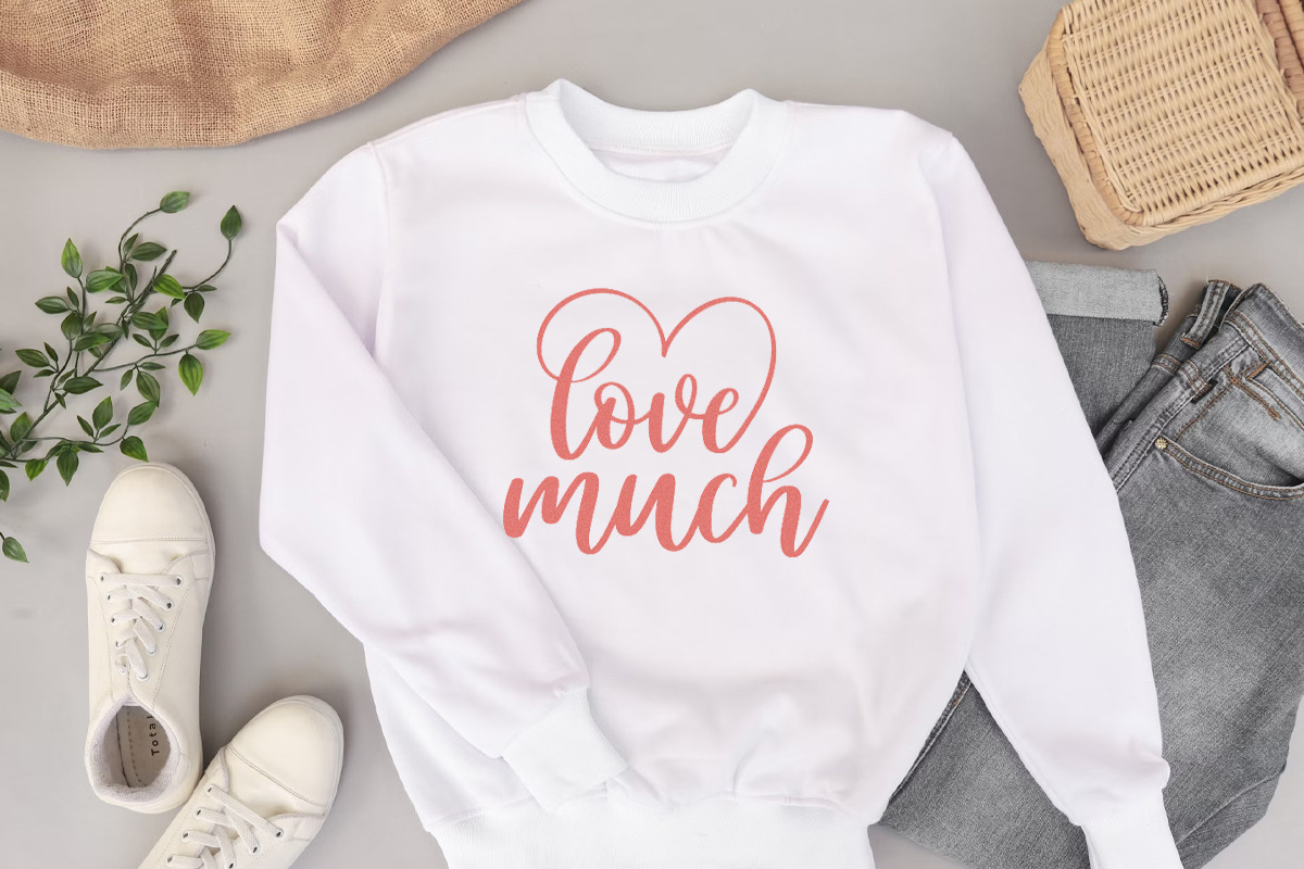 Carley - Lovely heart Script Font, a Script Font by Jozoor (Photo 5 of 10)