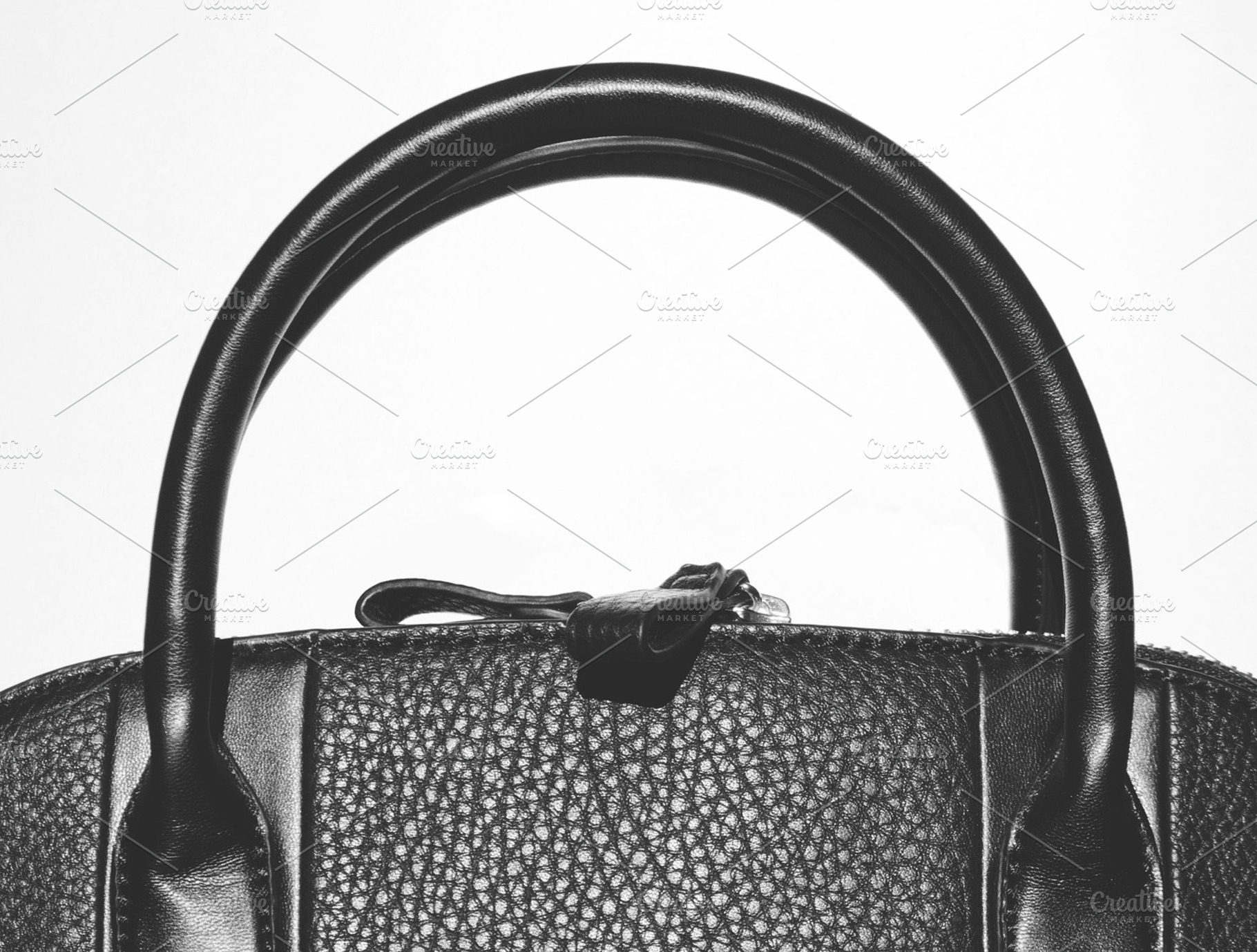 Handbag, a Beauty & Fashion Photo by Phots.