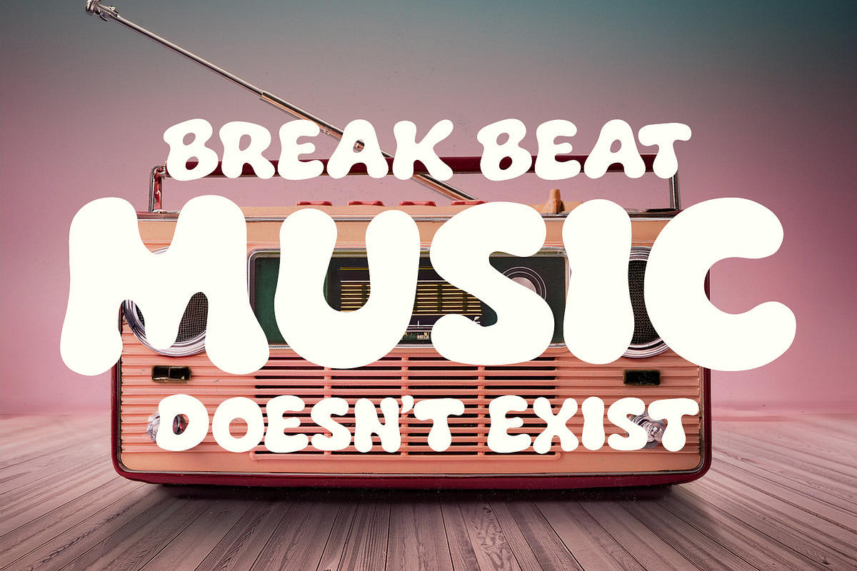 Weathy Groovy Playful Retro Bubble, a Handwritten Font by Maulana Creative (Photo 3 of 7)