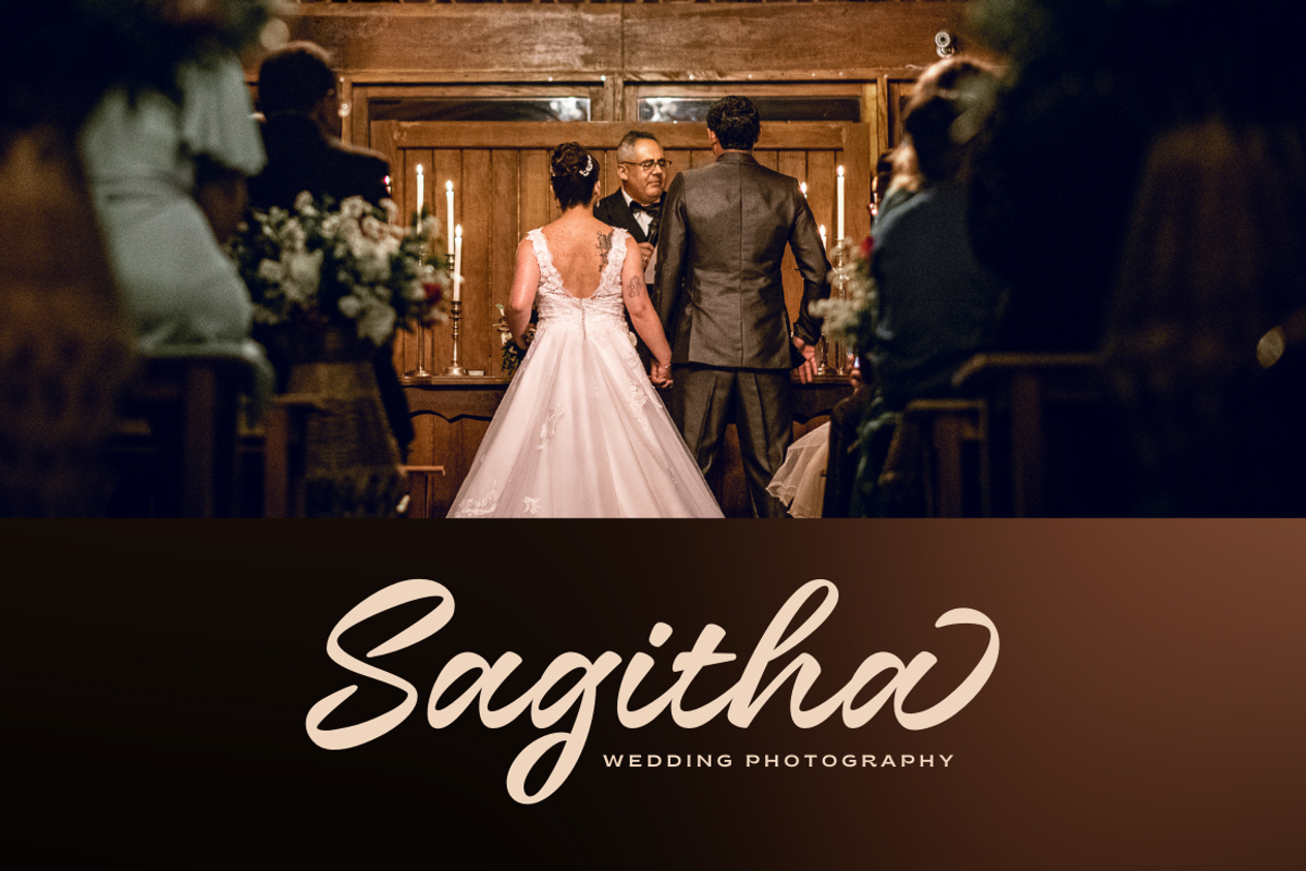 Almonia Blonde – Beautiful Script, a Script Font by Sronstudio (Photo 3 of 17)