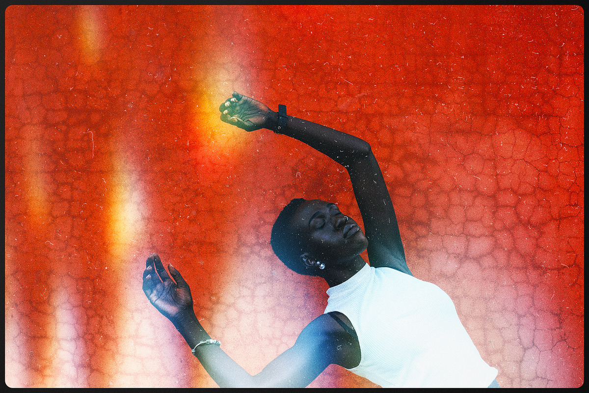Light Leak Photo Effect, a Layer Style Add-On by Milka (Photo 2 of 6)