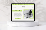 Retro Wix Website Template, a Wix Template by Studio Luxe Creative (Thumbnail 6 of 12)
